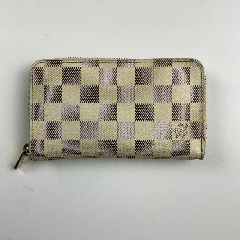 Women's wallet quality collection -Wallet Luxury Designer By Louis Vuitton, Size: Medium