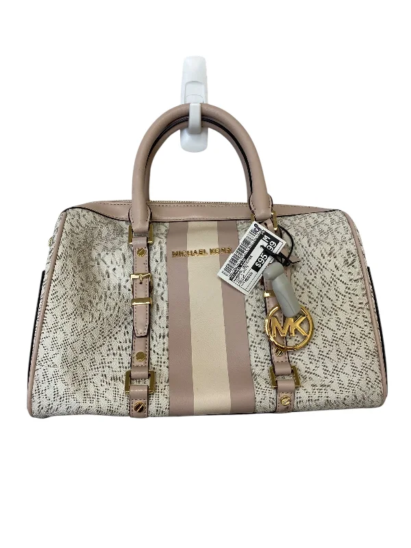 Handbags spacious-interior -Handbag Designer By Michael Kors, Size: Medium