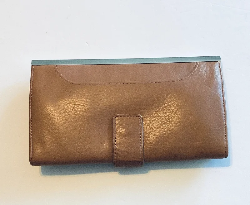 Women's wallet custom ensemble -Wallet Leather By Audrey Brooke, Size: Medium