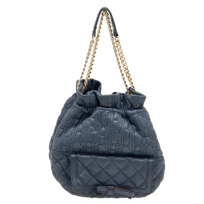 Women's bucket bag cool outfit -Carolina Herrera Quilted Leather Bucket Bag