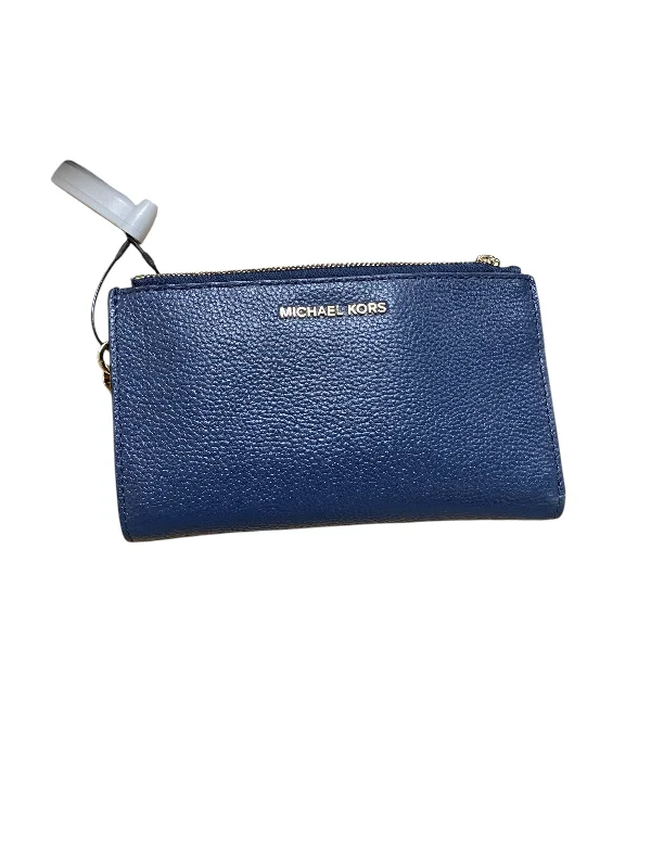 Women's wallet stylish offer -Wallet By Michael Kors, Size: Medium