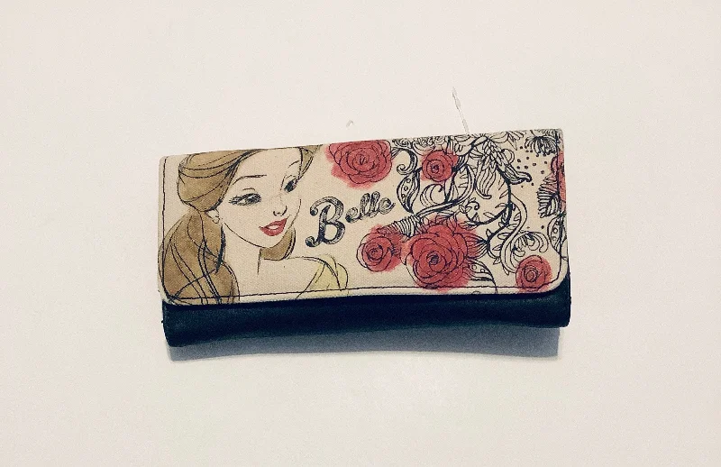 Women's wallet fashion ensemble -Wallet By Disney Store, Size: Medium