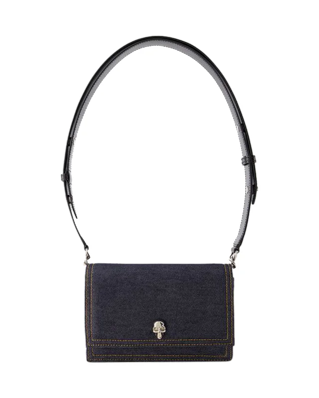 Women's crossbody bag trendy sale -Small Skull Crossbody - Alexander Mcqueen - Leather - Black