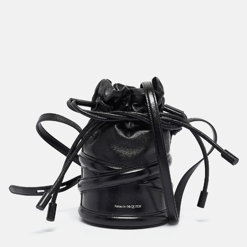 Women's bucket bag lightweight outfit -Alexander Mcqueen Black Leather The Soft Curve Bucket Bag