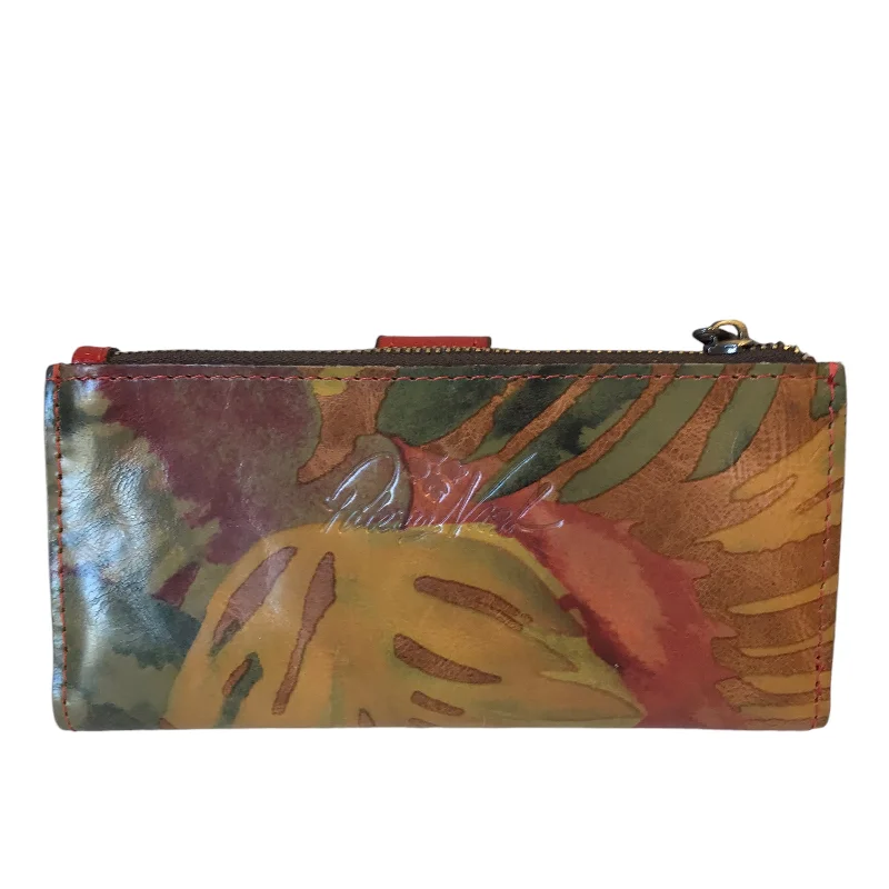 Women's wallet extra compartments -Wallet Designer By Patricia Nash In Multi, Size:Medium